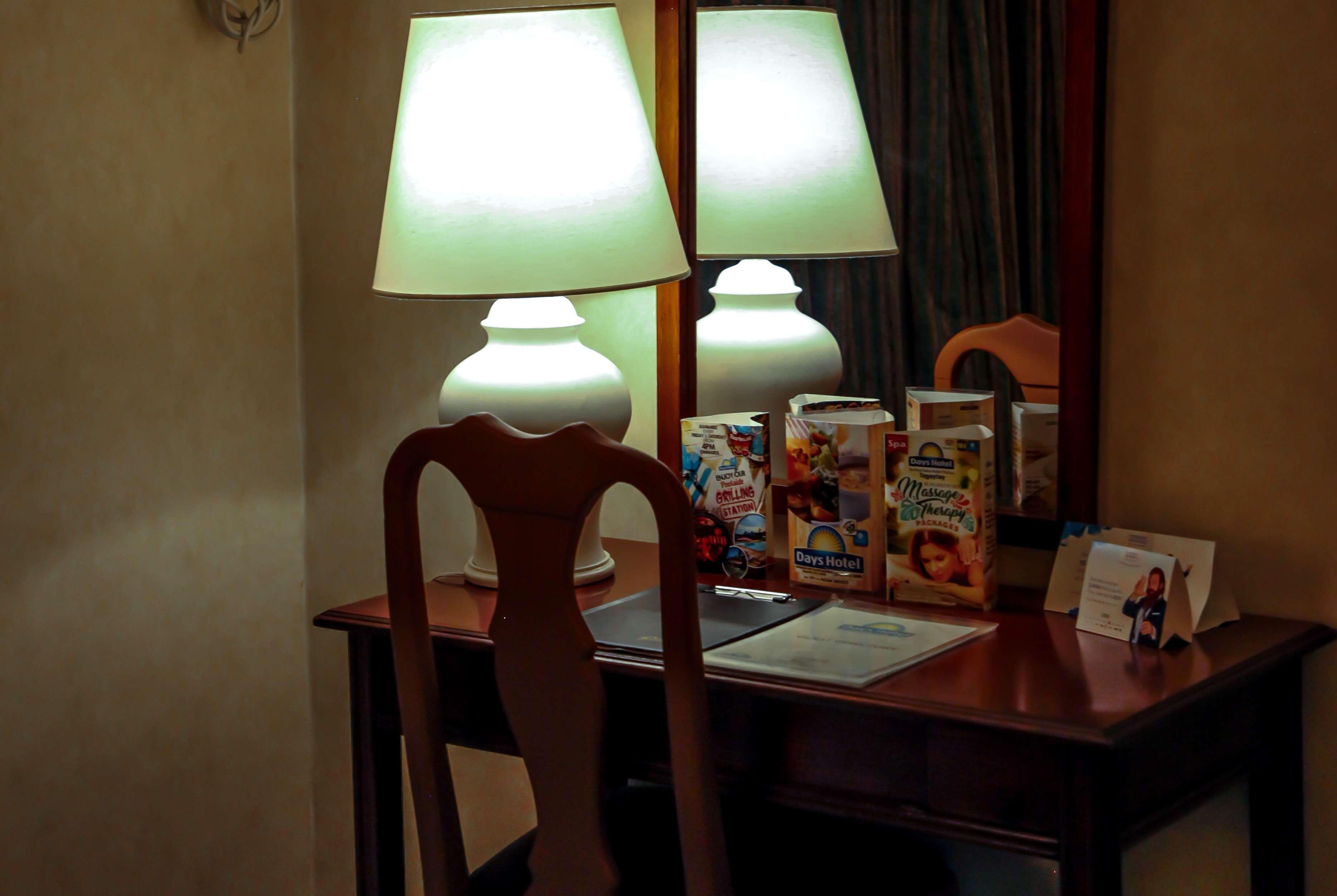 Days Hotel Tagaytay 大雅台 外观 照片