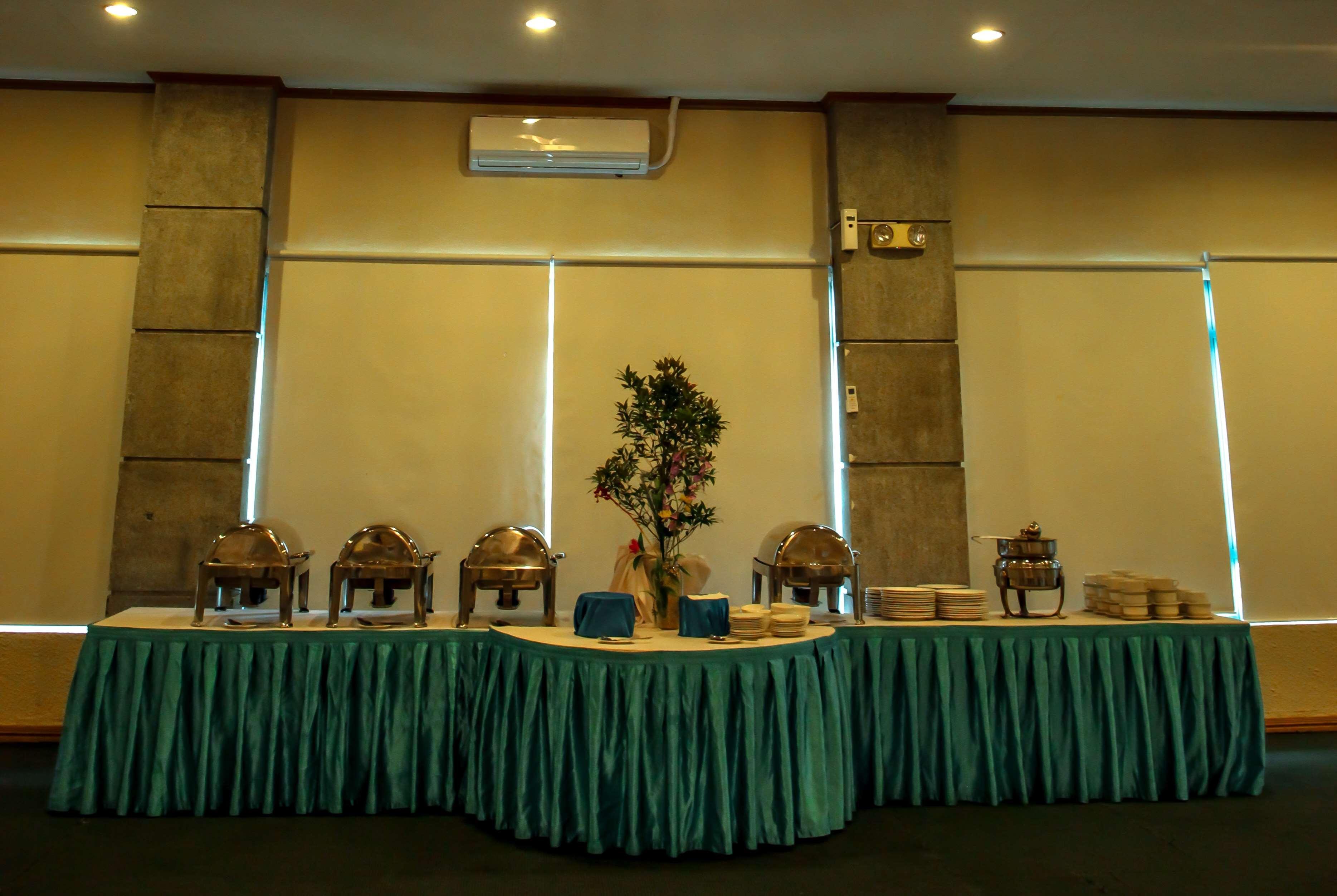 Days Hotel Tagaytay 大雅台 外观 照片