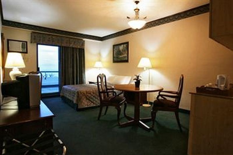 Days Hotel Tagaytay 大雅台 外观 照片